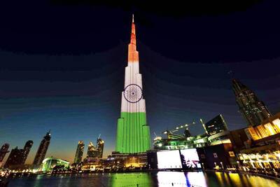 Burj Khalifa Impresses Every Onlooker with Mesmerizing LED Light Show
