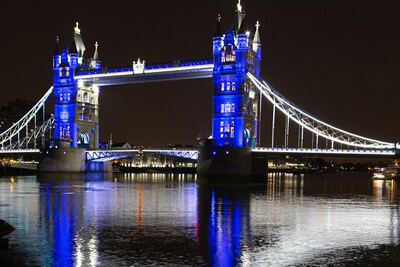Tower Bridge Turned Blue to Welcome the Royal Baby Boy in London