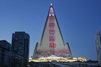 World’s Tallest Uncompleted Hotel Lights Up with LEDs
