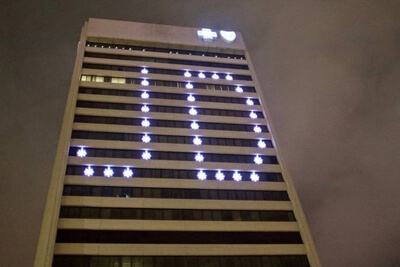Blue Cross Blue Shield Gets Illuminated to Pay Tribute