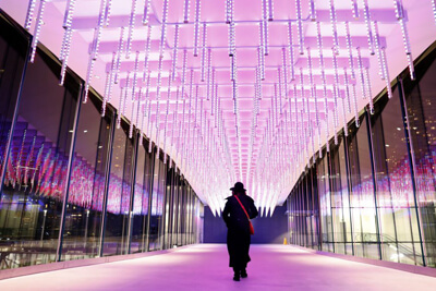 Pedestrian Bridge Over Howard Street Shimmers With LEDs